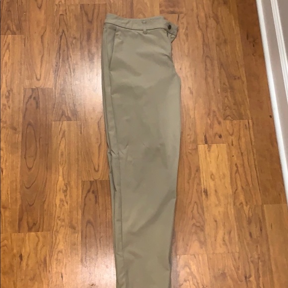 lulu commission pants vs abcd